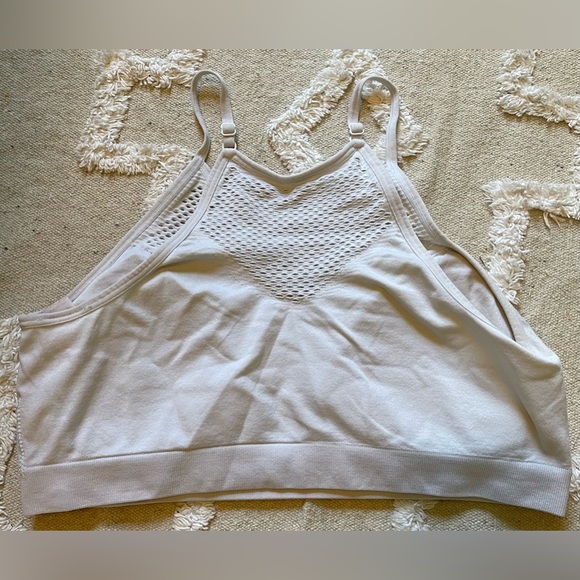 White Padded Halter Sports Bra with Fishnet Design - Picture 5 of 6